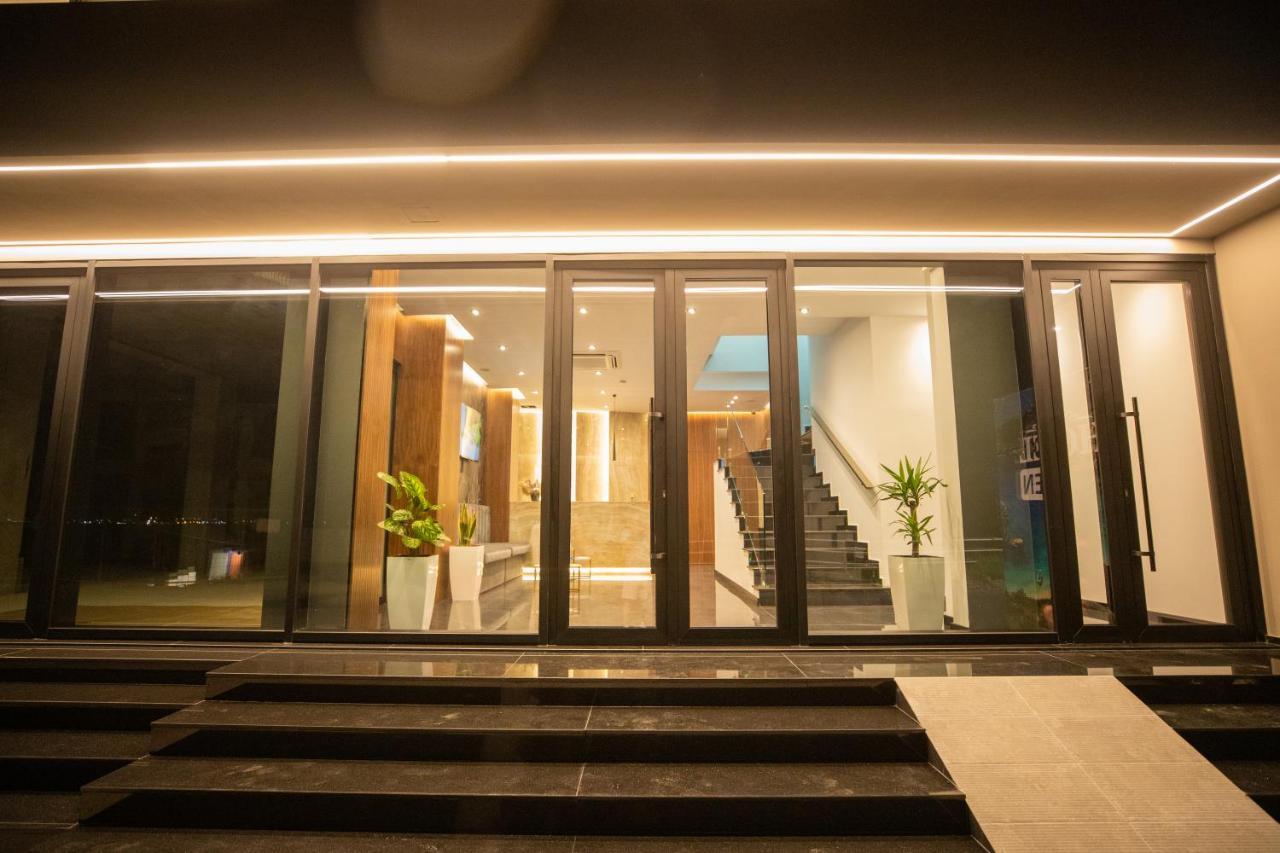 Esbjerg Hotel Vlorë Exteriör bild